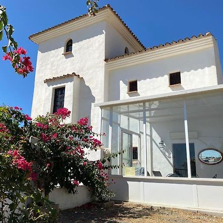 Castle Tower Ground Floor Apartment In Rural Holiday Park 'Cezanne' Толокс Екстериор снимка